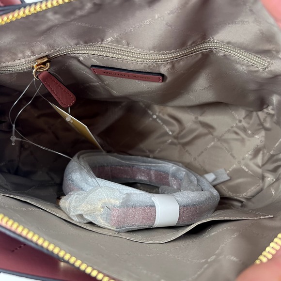 Michael Kors Mercer Belted MD Satchel Pink Blush Pebbled Leather Bag NWT - Picture 7 of 12